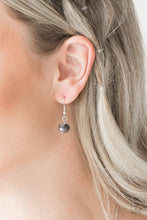 Load image into Gallery viewer, Champagne On The Rocks - Silver