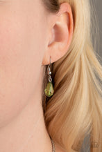Load image into Gallery viewer, Crystal Couture - Green