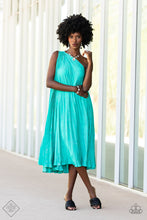 Load image into Gallery viewer, July 2022 Fiercely 5th Avenue - Complete Trend Blend