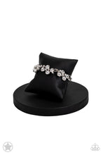 Load image into Gallery viewer, Old Hollywood - White