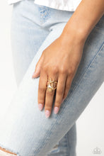 Load image into Gallery viewer, Seashell Showcase - Gold
