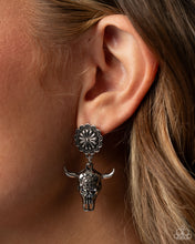 Load image into Gallery viewer, Longhorn Lure - Silver
