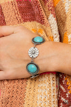 Load image into Gallery viewer, Feburary 2022 Simply Santa Fe - Complete Trend Blend
